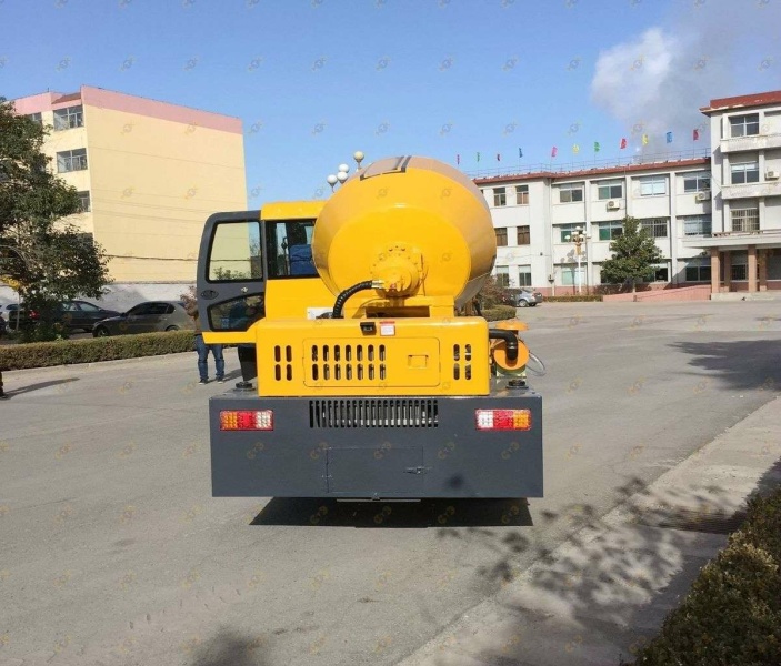 Бетоносмеситель MTK mix1.5 с самозагрузкой