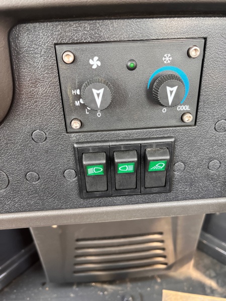 Бульдозер Shantui RSD32 (560мм, полусфера, однозубый, камминс, автономка, пжд, 2026 гв с рыхлителем (однозубым))