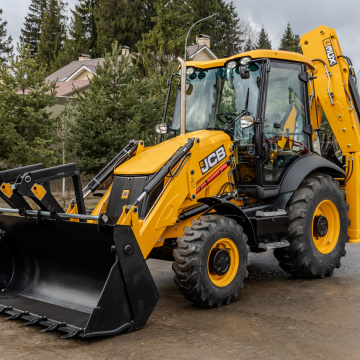 Экскаватор-погрузчик JCB 3CX (Англия)
