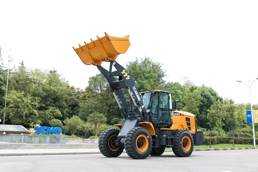 Фронтальный погрузчик XCMG XC 936, грузоподъемность 3,3 т