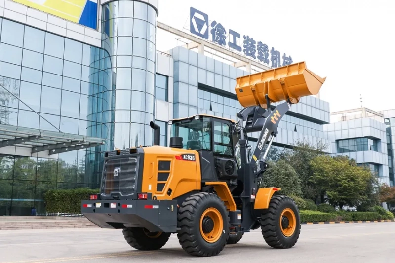 Фронтальный погрузчик XCMG XC 936, грузоподъемность 3,3 т
