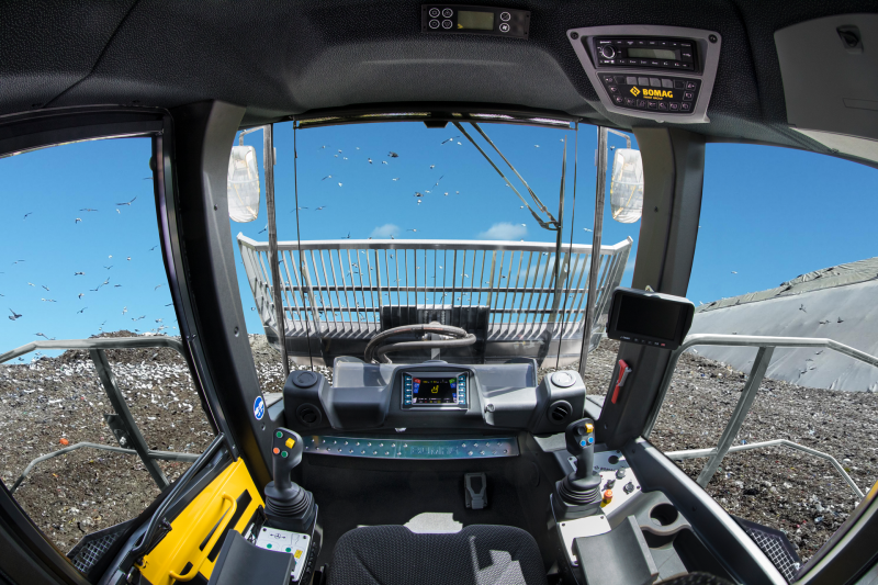 Полигонный компактор BOMAG BC 873 RB