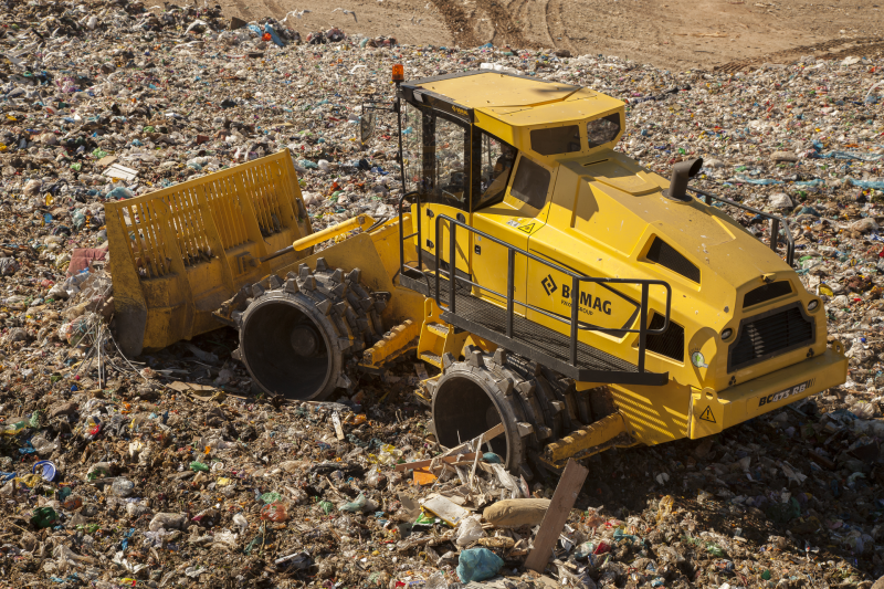 Полигонный компактор BOMAG BC 573 RB