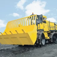 Полигонный компактор BOMAG BC 472 RS