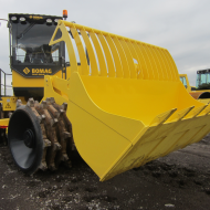 Полигонный компактор BOMAG BC 472 RS