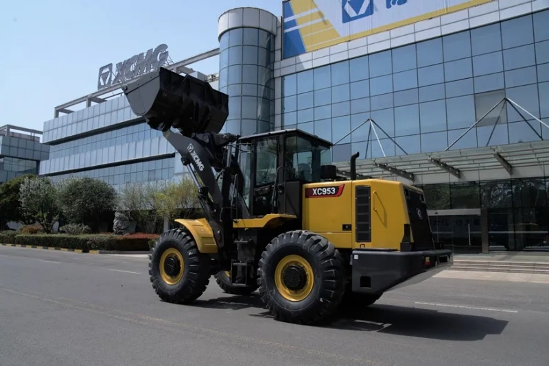 Фронтальный погрузчик XCMG XC953, грузоподъемность 5,0 т
