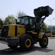 Фронтальный погрузчик XCMG XC953, грузоподъемность 5,0 т
