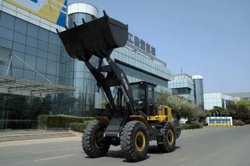 Фронтальный погрузчик XCMG XC953, грузоподъемность 5,0 т