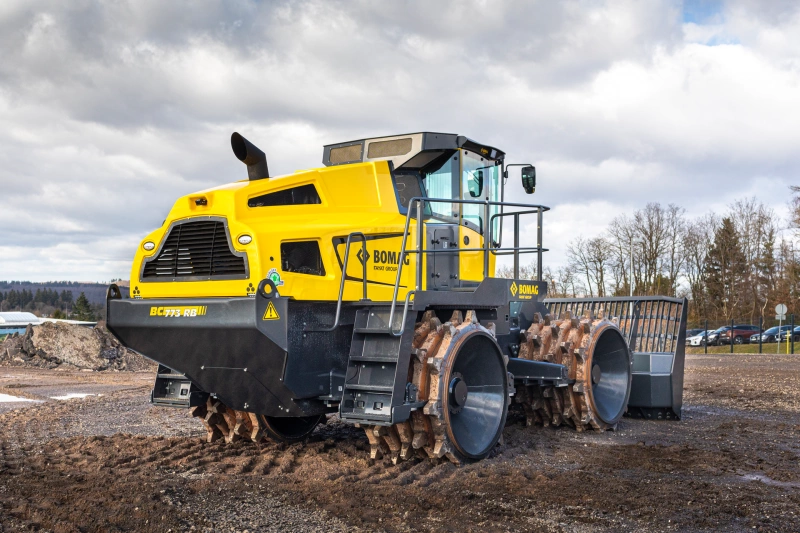 Полигонный компактор BOMAG BC 673 RB