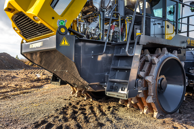 Полигонный компактор BOMAG BC 673 RB