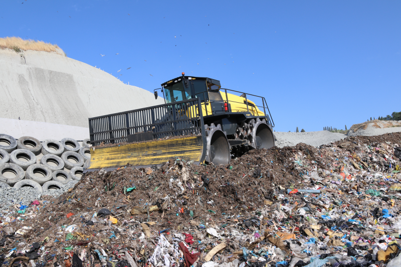 Полигонный компактор BOMAG BC 973 RB