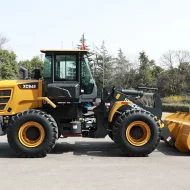 Фронтальный погрузчик XCMG XC948, грузоподъемность 4,5 т