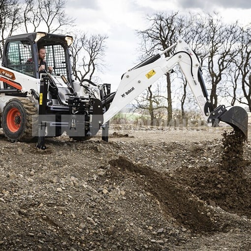 Мини-погрузчик Bobcat S630 Hi Flow (AC, рычаги), высота подъема 3073 мм