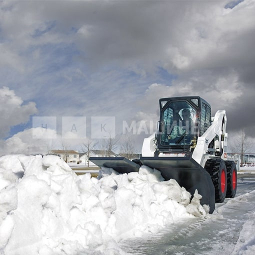 Мини-погрузчик Bobcat S630 Hi Flow (AC, рычаги), высота подъема 3073 мм