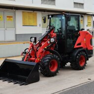 Фронтальный погрузчик Lonking CDM908A, двигатель Kubota, грузоподъемность 800 кг