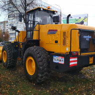 Фронтальный погрузчик Lonking CDM856, грузоподъемность 5000 кг.