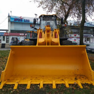 Фронтальный погрузчик Lonking CDM856, грузоподъемность 5000 кг.