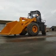 Фронтальный погрузчик Lonking CDM 853, грузоподъемность 5000 кг.