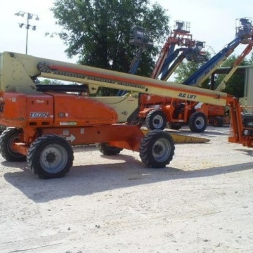 Самоходный коленчатый подъемник JLG E 600 J, грузоподъемность 230 кг, рабочая высота 20.36 м, тип питания Электрический