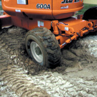 Самоходный коленчатый подъемник JLG 600A, тип питания Дизель