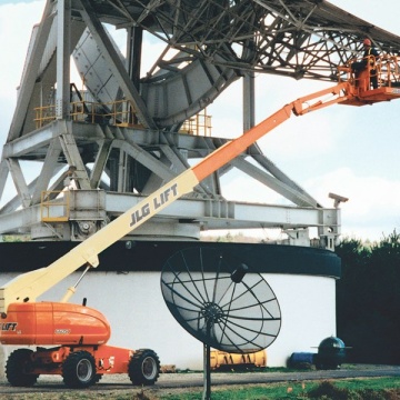 Телескопический подъемник JLG 660SJ, грузоподъемность 230 кг