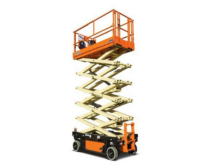 Ножничный подъемник JLG 4045 R, грузоподъемность 350 кг, рабочая высота 13.96 м, тип питания электрический, АКБ