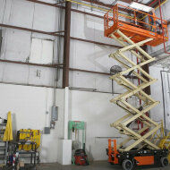 Ножничный подъемник JLG 4045 R, грузоподъемность 350 кг, рабочая высота 13.96 м, тип питания электрический, АКБ