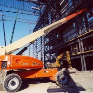 Телескопический подъемник JLG 1350SJP, грузоподъемность 450 кг