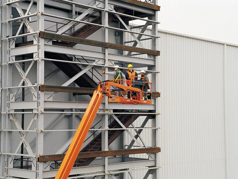 Телескопический подъемник JLG 1350SJP, грузоподъемность 450 кг