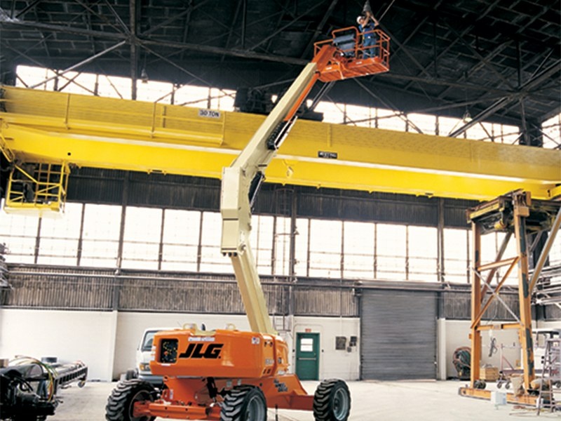 Самоходный коленчатый подъемник JLG E 600 JP, грузоподъемность 230 кг, рабочая высота 20.39 м, тип питания Электрический