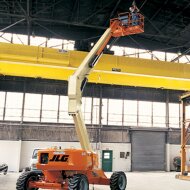 Самоходный коленчатый подъемник JLG E 600 JP, грузоподъемность 230 кг, рабочая высота 20.39 м, тип питания Электрический