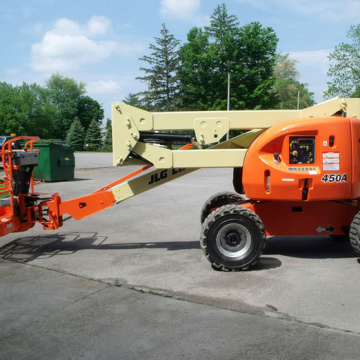 Коленчатый подъемник б/у JLG 450A, грузоподъемность 230 кг, рабочая высота 15.72 м, тип питания Дизель