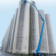 Самоходный подъемник коленчатого типа GENIE GЕNIE Z-135/70, грузоподъемность 272 кг, размер платформы 0.91×2.44 м