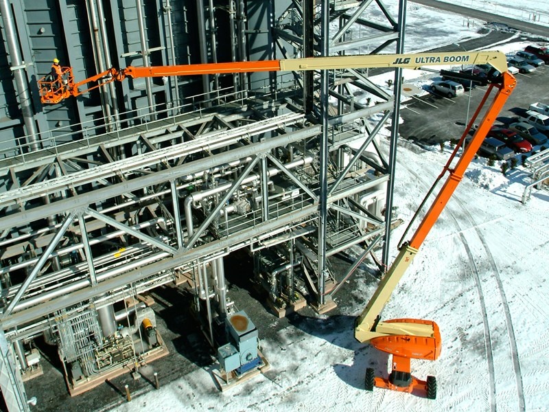 Самоходный коленчатый подъемник JLG 1250AJP, грузоподъемность 450 кг