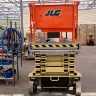 Подъемник ножничный JLG 3246ES, рабочая высота 11.68 м