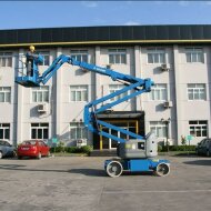 Самоходный подъемник коленчатого типа GENIE GЕNIE Z-40/23N, грузоподъемность 227 кг, тип питания аккумуляторный, размер платформы 0.76 м × 1.42 м