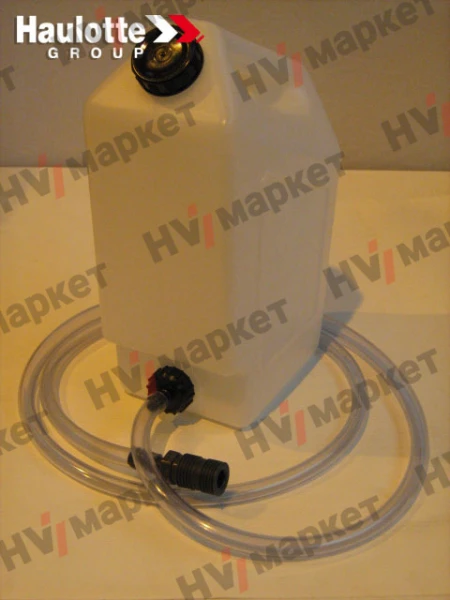 2420210940 - Бачок