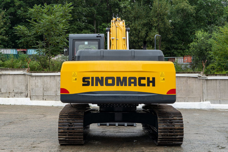 Гусеничный экскаватор SINOMACH ZG3225-9N, эксплуатационная масса 21300 кг