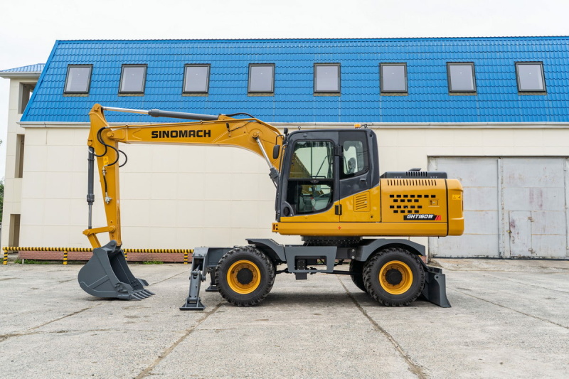 Колесный экскаватор SINOMACH GHT160W