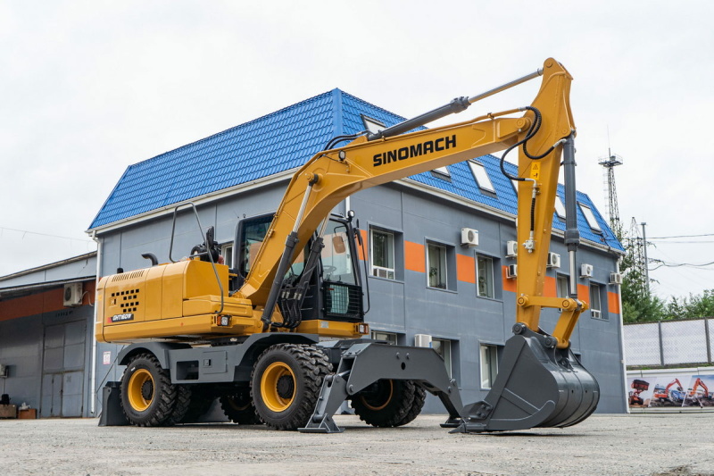 Колесный экскаватор SINOMACH GHT160W
