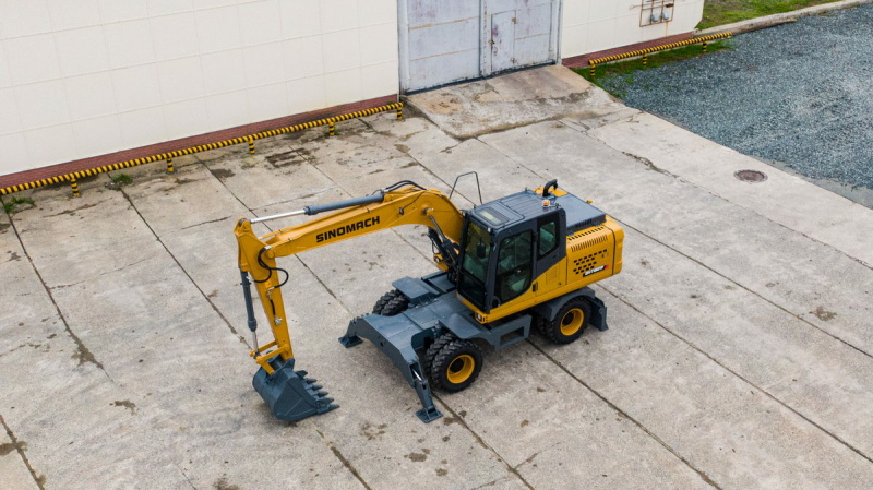 Колесный экскаватор SINOMACH GHT160W
