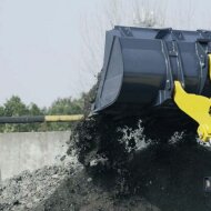 Фронтальный погрузчик SINOMACH 957H, двигатель Cummins 6LTAA 9.3 / ShangChai SC11CB220G2B1