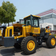Фронтальный погрузчик SINOMACH 936H, двигатель WeiChai WP6G125E22