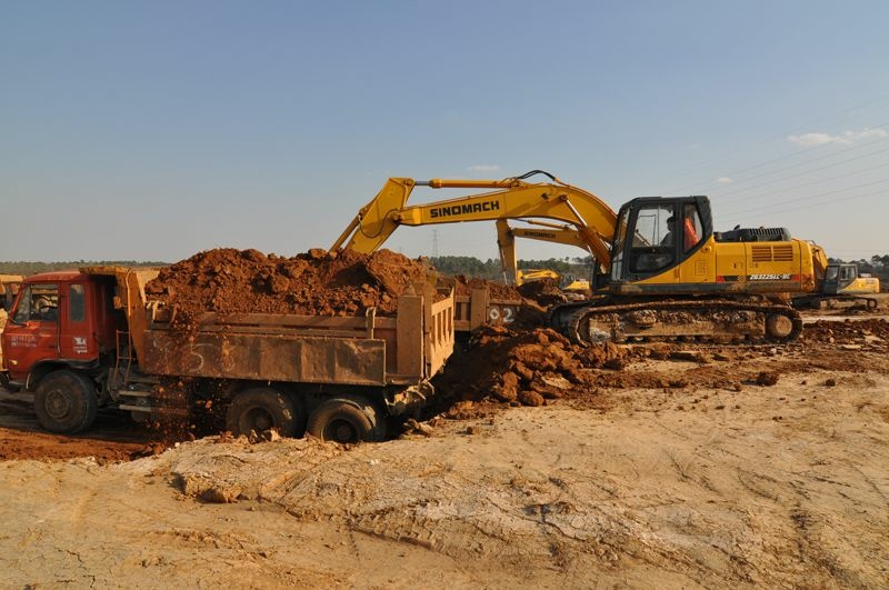 Гусеничный экскаватор SINOMACH ZG3225LC-9C, эксплуатационная масса 22000 кг