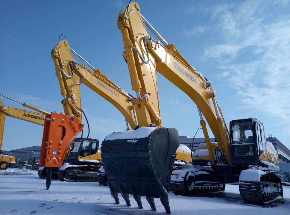 Гусеничный экскаватор SINOMACH GE380H, эксплуатационная масса 37500 кг
