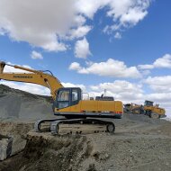 Гусеничный экскаватор SINOMACH GE380H, эксплуатационная масса 37500 кг