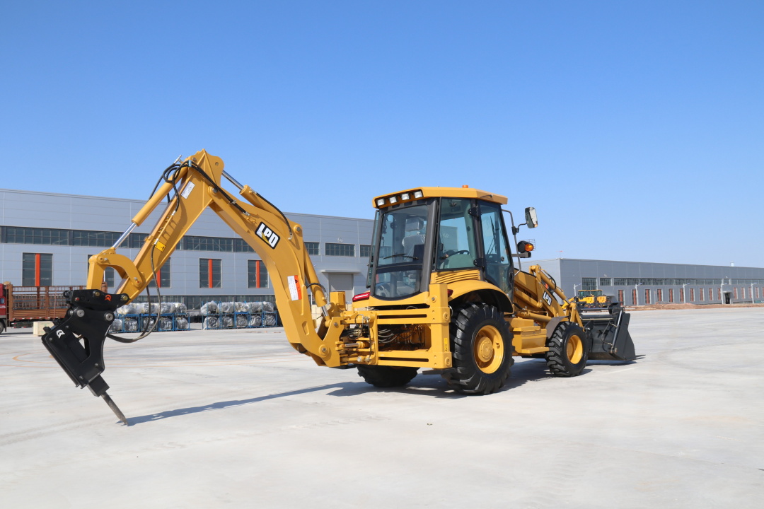 Экскаватор-погрузчик SADIN 388T-K, эксплуатационная масса 8200 ± 50 кг