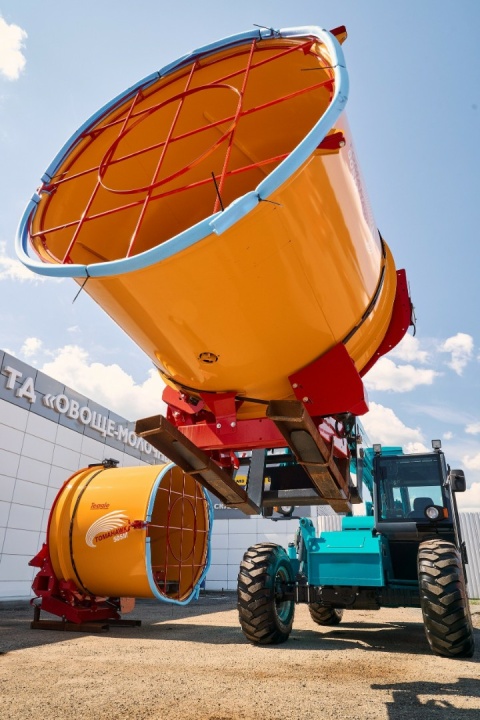 Телескопический погрузчик Sunward SWTH3007, грузоподъемность 3000 кг