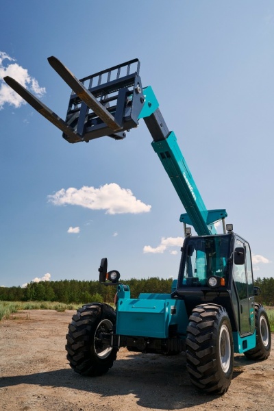 Телескопический погрузчик SUNWARD SWTH3007