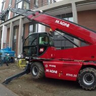 Поворотный телескопический погрузчик MAGNI RTH 4.18 HV Market